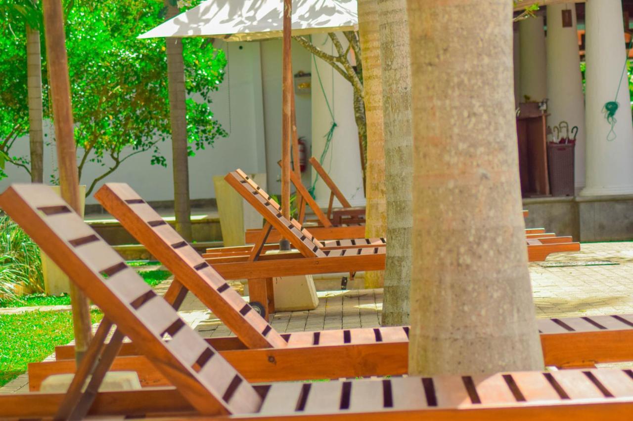 Hotel Tamarind Tree Tissamaharama Exterior foto
