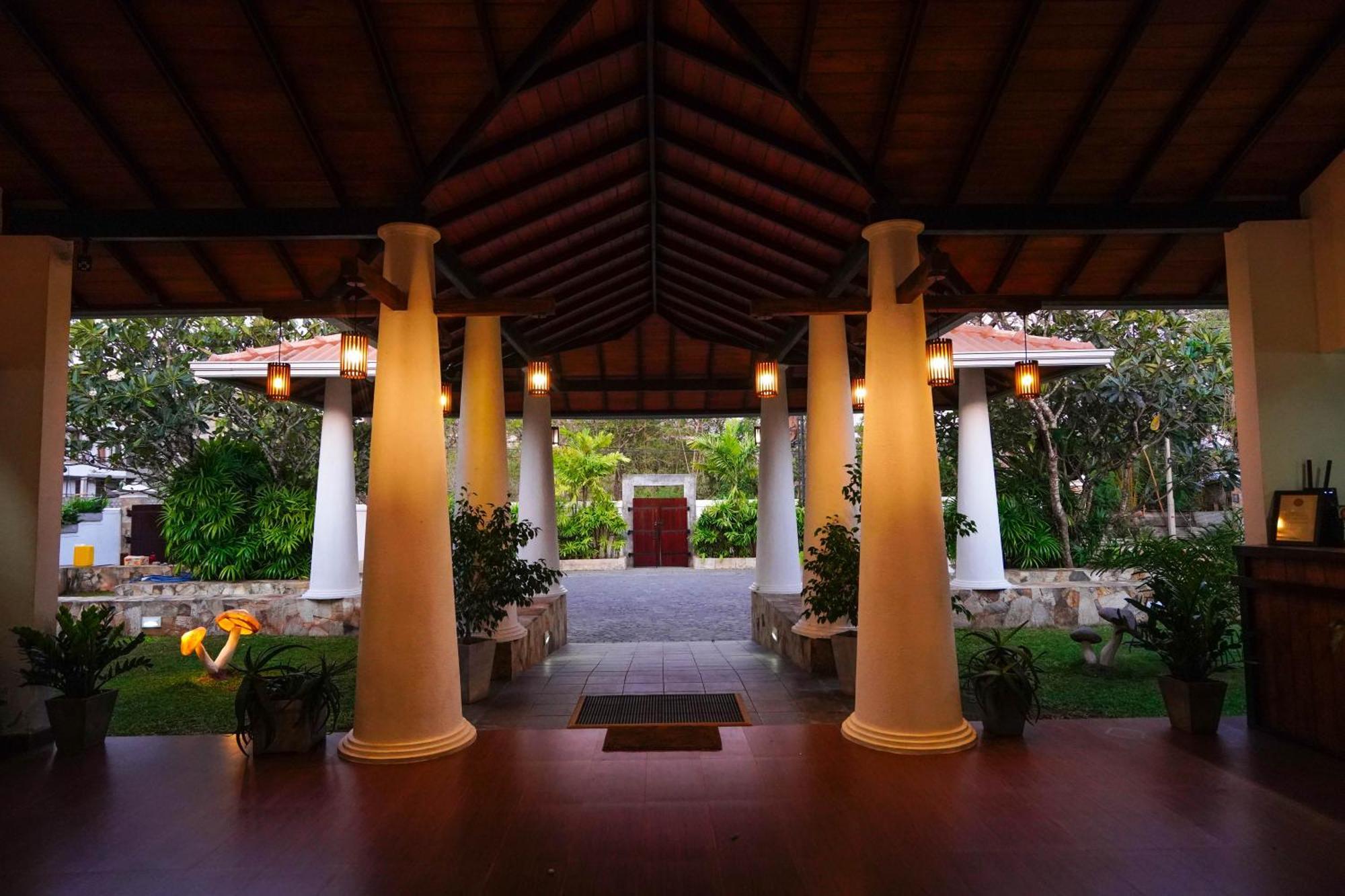Hotel Tamarind Tree Tissamaharama Exterior foto