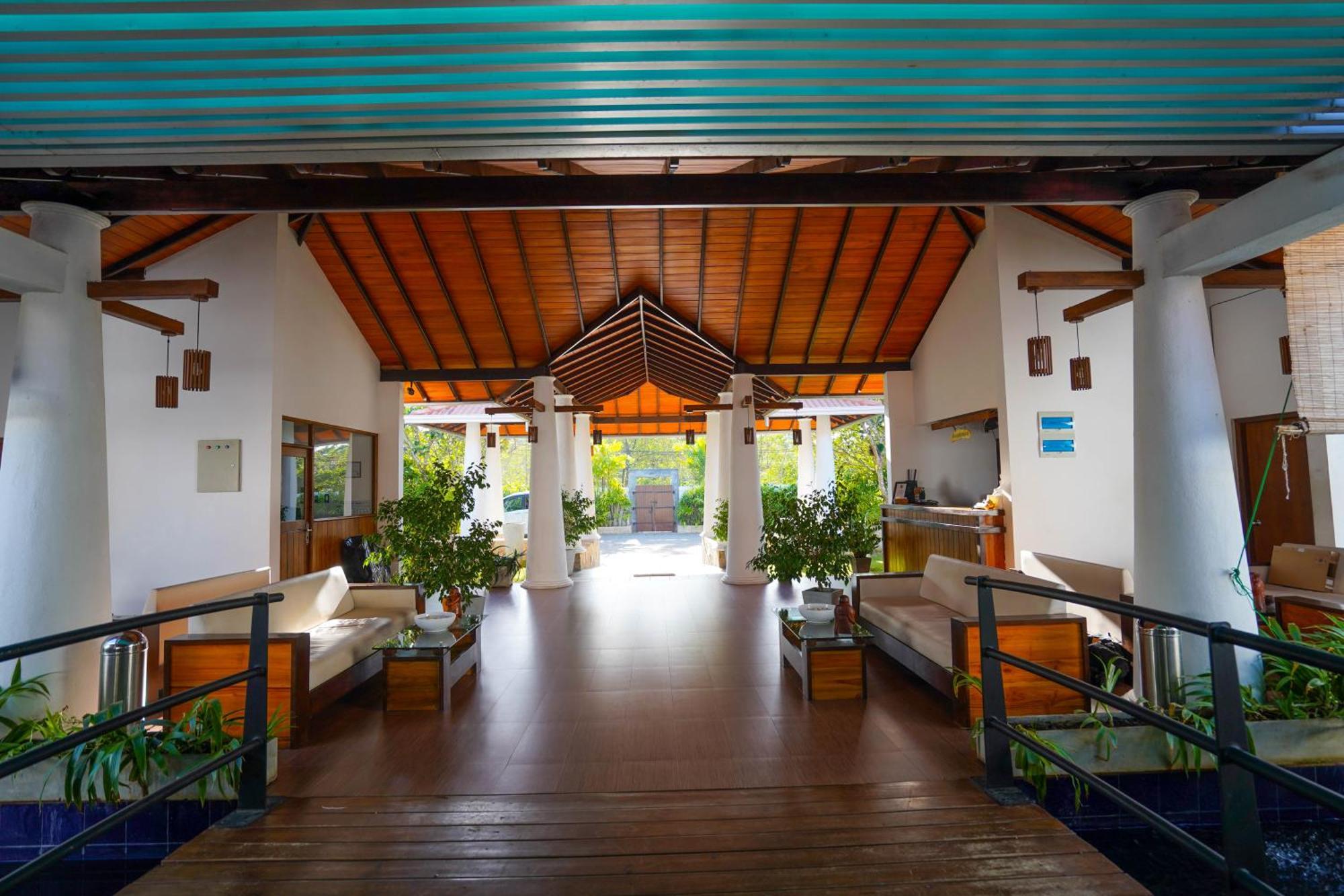 Hotel Tamarind Tree Tissamaharama Exterior foto