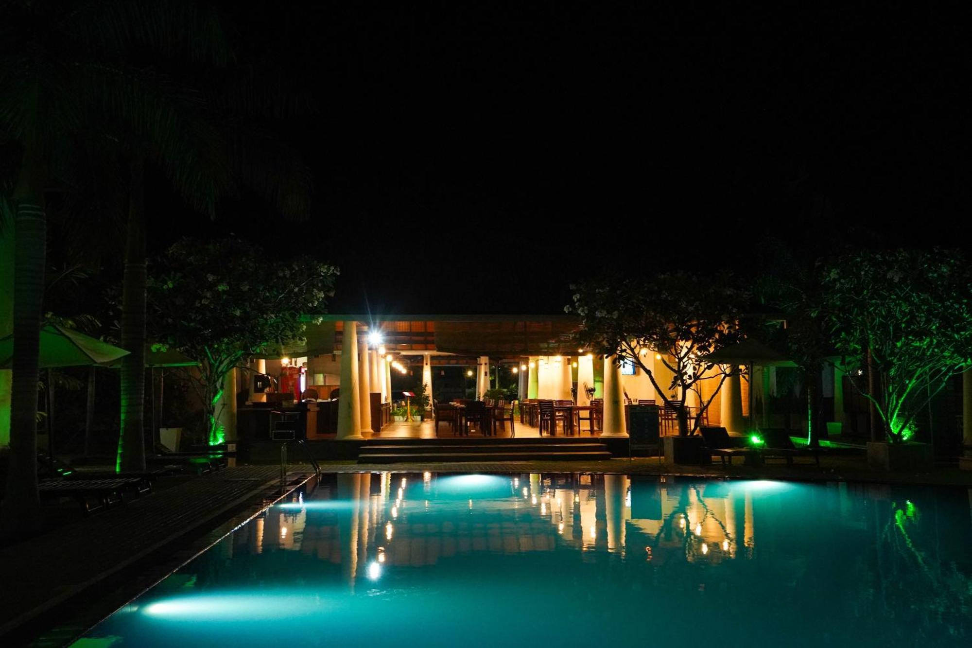 Hotel Tamarind Tree Tissamaharama Exterior foto