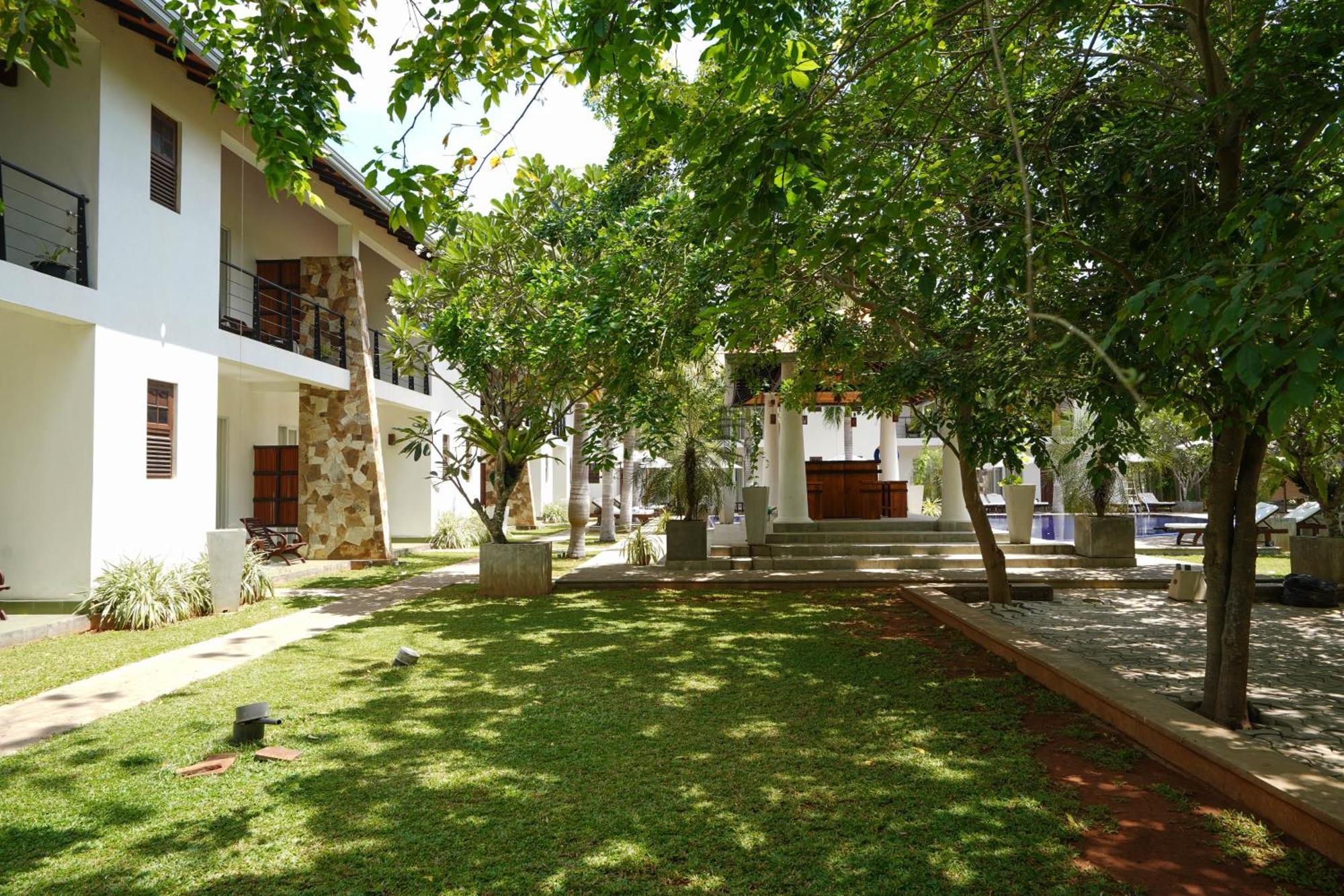 Hotel Tamarind Tree Tissamaharama Exterior foto