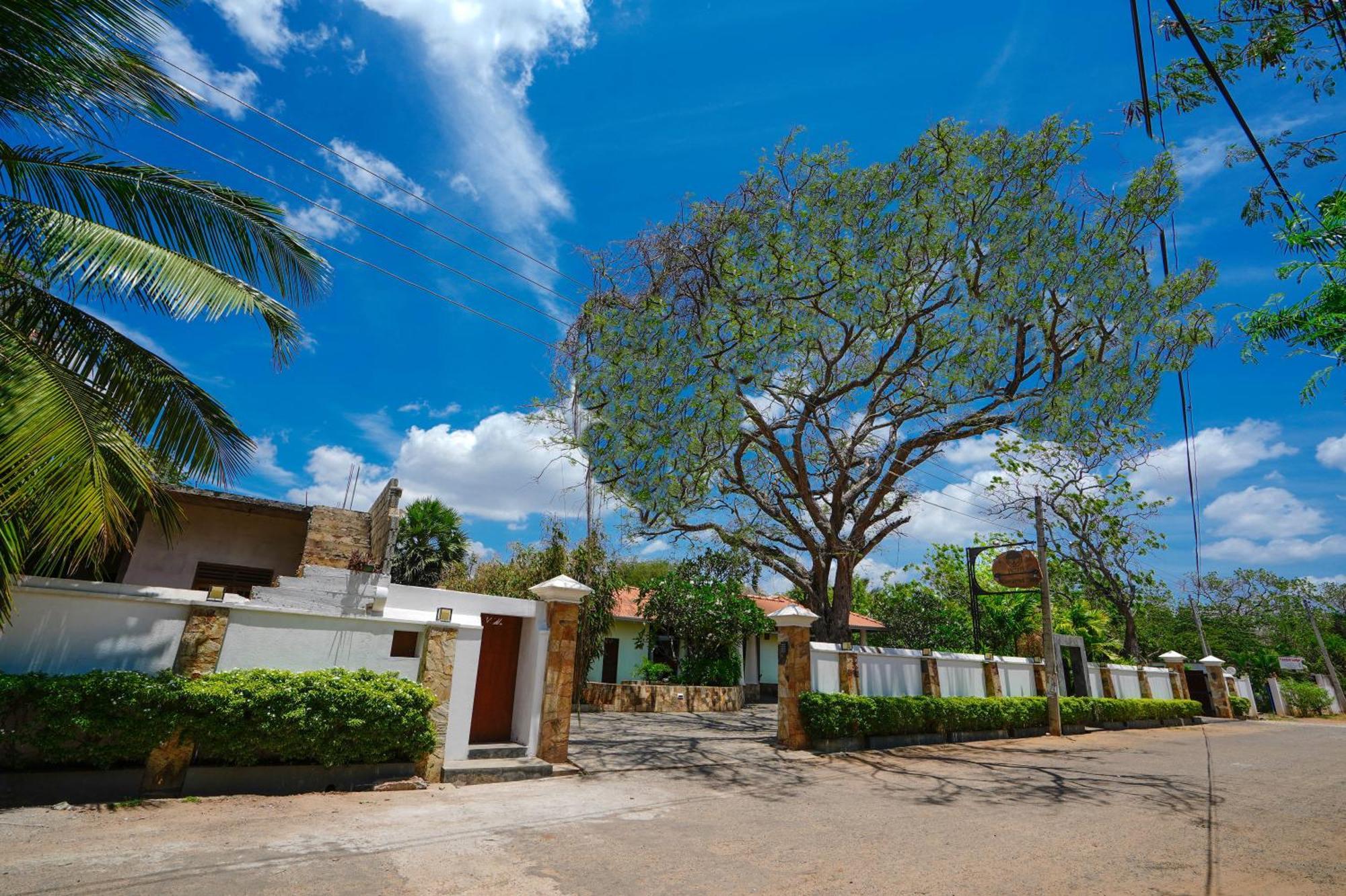 Hotel Tamarind Tree Tissamaharama Exterior foto